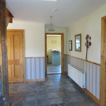 Farm In Village On A Farm Beside Connemara National Park Σπίτι διακοπών Letterfrack